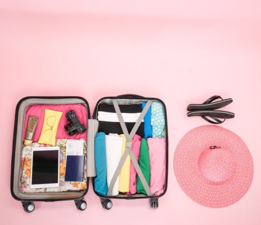 🌍✈️Travel Hacks That Save Time and Money
