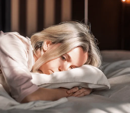 7 Silent Ways Your Body Screams ‘I’m Not Okay’